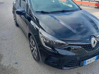 Usata Renault Clio V 100 CV (73 kW) 2023 Nero Utilitaria