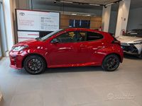 Usata Toyota Yaris 261 CV (191 kW) 2024 Rosso Utilitaria