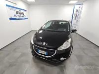Usata Peugeot 208 Active 68 CV (50 kW) 2013 Nero Utilitaria