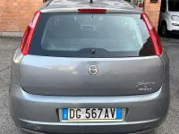 Usata Fiat Grande Punto Dynamic 65 CV (47 kW) 2007 Grigio Utilitaria