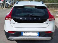 Usata Volvo V40 CC Momentum 120 CV (88 kW) 2017 Bianco Station wagon