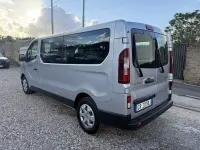Usata Renault Trafic Zen 150 CV (110 kW) 2023 Argento Monovolume