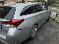 Usata Toyota Auris Hybrid Lounge 99 CV (72 kW) 2016 Station wagon