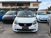 Usata Smart ForFour Passion 71 CV (52 kW) 2015 Bianco Utilitaria