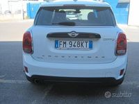 Usata Mini Cooper D Countryman Business 150 CV (110 kW) 2017 Bianco SUV