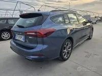 Usata Ford Focus ST-Line 125 CV (91 kW) 2023 Blu Station wagon