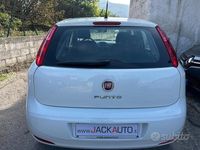 Usata Fiat Punto Street 95 CV (69 kW) 2017 Bianco Utilitaria