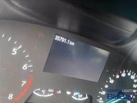 Usata Ford Fiesta Titanium 75 CV (55 kW) 2022 Race red Utilitaria