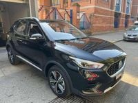 Nuova MG ZS Comfort 106 CV (77 kW) 2025 Black paddle Berlina