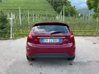Usata Ford Fiesta Titanium 71 CV (52 kW) 2011 Rosso Berlina