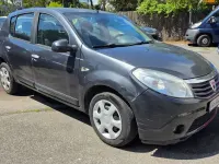 Usata Dacia Sandero 75 CV (55 kW) 2009 Grigio Berlina