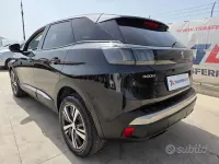 Usata Peugeot 3008 Allure 131 CV (96 kW) 2022 Nero SUV