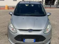 Usata Ford B-MAX 75 CV (55 kW) 2015 Grigio Monovolume
