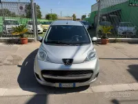 Usata Peugeot 107 Active 68 CV (50 kW) 2011 Grigio Utilitaria