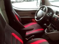 Usata Fiat Doblò Active 120 CV (88 kW) 2009 Rosso Monovolume