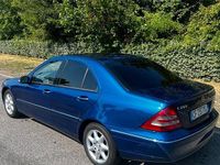 Usata Mercedes C200 Elegance 2003 Blu Berlina