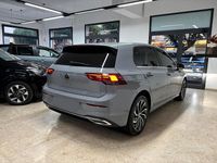 Usata VW Golf VIII Style 115 CV (84 kW) 2022 Grigio Berlina