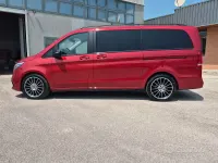 Usata Mercedes V300 237 CV (174 kW) 2022 Rosso Monovolume