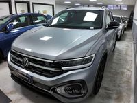 Usata VW T-Roc R-line 150 CV (110 kW) 2023 Argento SUV