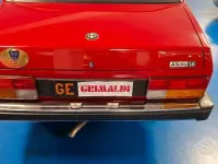 Usata Alfa Romeo Alfetta 110 CV (80 kW) 1982 Rosso / pastello Berlina