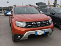 Usata Dacia Duster Prestige 101 CV (74 kW) 2021 Arancione SUV