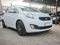 Usata Kia Venga 90 CV (66 kW) 2013 Bianco Utilitaria