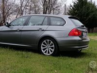 Usata BMW 318 143 CV (105 kW) 2011 Grigio Station wagon