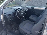 Usata VW New Beetle Style 101 CV (74 kW) 2003 Argento Utilitaria