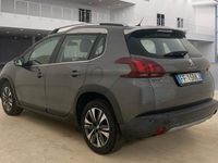 Usata Peugeot 2008 82 CV (60 kW) 2016 Grigio SUV