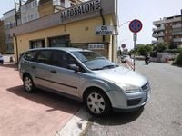 Usata Ford Focus 110 CV (80 kW) 2005 Argento Station wagon
