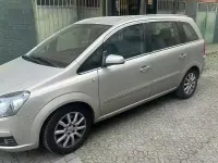 Usata Opel Zafira 120 CV (88 kW) 2008 Monovolume