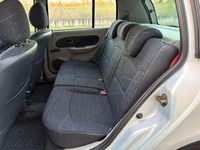 Usata Renault Clio II Expression 58 CV (42 kW) 2003 Argento Berlina