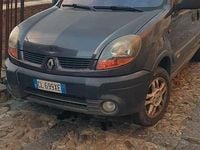Usata Renault Kangoo 84 CV (61 kW) 2004 Blu Berlina