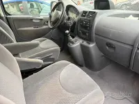 Usata Peugeot TePee Active 128 CV (94 kW) 2014 Grigio Monovolume