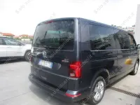 Usata VW Caravelle 199 CV (146 kW) 2020 Blu starlight metallizzato Furgone