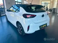 Usata Opel Corsa 101 CV (74 kW) 2025 Bianco Utilitaria