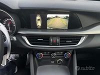 Usata Alfa Romeo Stelvio 190 CV (139 kW) 2018 Grigio SUV