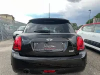 Usata Mini ONE Hype 102 CV (75 kW) 2018 Nero Utilitaria