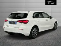 Usado Mercedes A180 Advanced 116 HP (85 kW) 2023 Branco Sedan