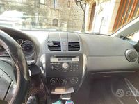 Usata Fiat Sedici 135 CV (99 kW) 2012 Grigio SUV