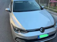 Usata VW Golf VIII Highline 110 CV (80 kW) 2024 Grigio Berlina