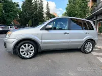 Usata Ford Fusion 76 CV (55 kW) 2011 Grigio Utilitaria