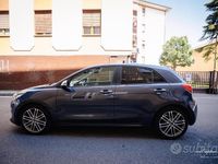 Usata Kia Rio 90 CV (66 kW) 2017 Nero Berlina