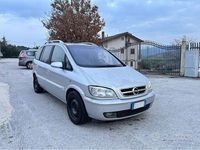 Usata Opel Zafira Elegance 125 CV (91 kW) 2004 Grigio Monovolume