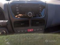 Usata Fiat Doblò 105 CV (77 kW) 2011 Blu pastello Monovolume