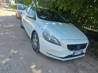 Usata Volvo V40 115 CV (84 kW) 2015 Bianco Berlina