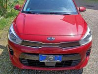Usata Kia Rio 90 CV (66 kW) 2017 Rosso Berlina