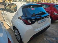 Usata Toyota Yaris 72 CV (52 kW) 2022 Bianco Utilitaria