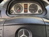Usata Mercedes B200 140 CV (102 kW) 2006 Argento Monovolume