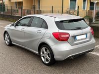 Usata Mercedes A180 109 CV (80 kW) 2014 Grigio Berlina